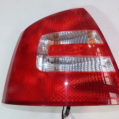 Feu arrière gauche Skoda OCTAVIA II (1Z3) 1.9 tdi (2004-2010)