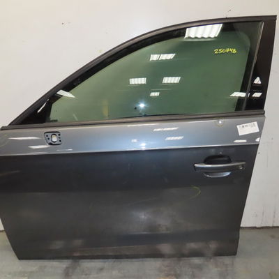 Porte avant gauche Audi A3 Sportback (8VA, 8VF) 1.6 tdi (2012)