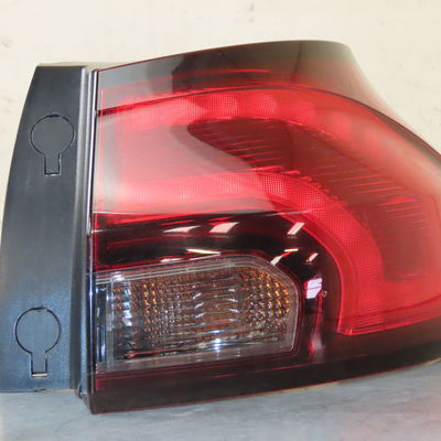 Feu arrière droit Opel ZAFIRA TOURER C (P12) 1.6 cdti (75) (2013)