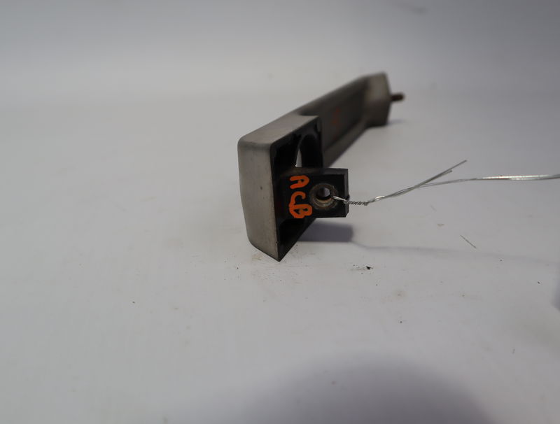 Poignee ext porte avg Renault MASTER I Camionnette (T__) 28-35 2.0 (1986-1998)