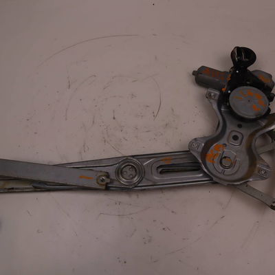 Mecanismemoteur leve-glace avg Toyota YARIS (_P13_) 1.4 d (nlp130_) (2011)