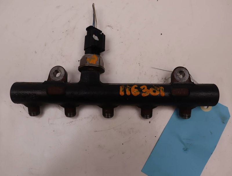 Rampe injection Peugeot 308 I (4A_, 4C_) 2.0 hdi (2007-2014)