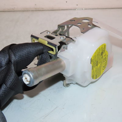 Ceinture arrière gauche Toyota YARIS (_P13_) 1.5 hybrid (nhp130_) (2012)