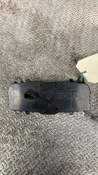 Interrupteur commande de phares Bmw 1 (F20) 116 d (2012-2015)