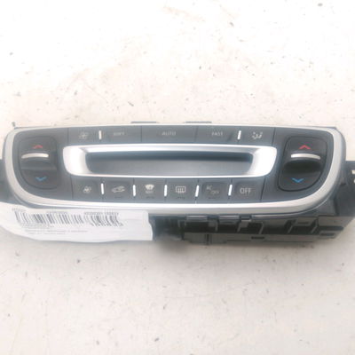 Commande de chauffage Renault MEGANE III Grandtour (KZ0-1) 1.5 dci (kz09, kz0d, kz1g, kz29, kz14, kz1w, kz10, kz1f,... (2009) 5 portes