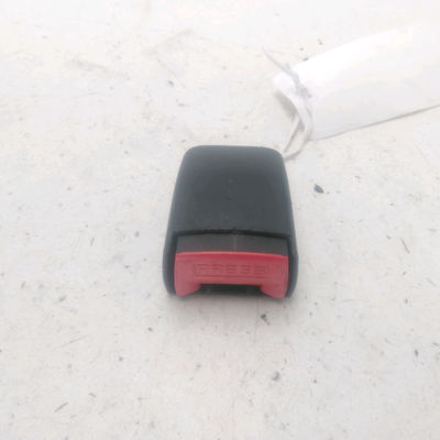 Ancrage ceinture arrière droit Renault CLIO II (BB_, CB_) 1.2 (bb0a, bb0f, bb10, bb1k, bb28, bb2d, bb2h, cb0a,... (1998-2010) 5 portes