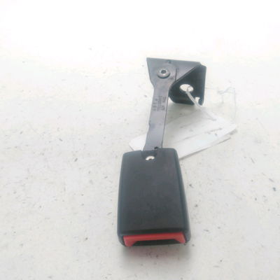Ancrage ceinture arrière gauche Peugeot 3008 Monospace (0U_) 1.6 bluehdi 120 (2014-2016)