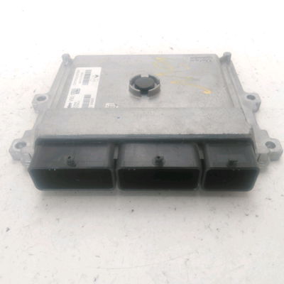 Calculateur moteur Dacia SANDERO II Tce 90 (b8m1, b8ma) (2012) 5 portes