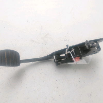 Pedale embrayage Renault CLIO II (BB_, CB_) 1.2 (bb0a, bb0f, bb10, bb1k, bb28, bb2d, bb2h, cb0a,... (1998-2010) 5 portes