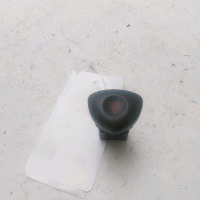 Bouton de warning Renault CLIO II (BB_, CB_) 1.2 (bb0a, bb0f, bb10, bb1k, bb28, bb2d, bb2h, cb0a,... (1998-2010) 5 portes