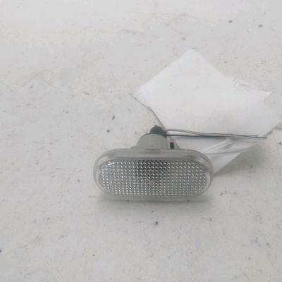 Répétiteur aile droite Renault CLIO II (BB_, CB_) 1.2 (bb0a, bb0f, bb10, bb1k, bb28, bb2d, bb2h, cb0a,... (1998-2010) 5 portes