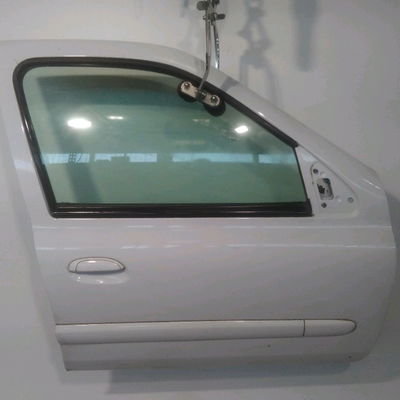 Porte avant droite Renault CLIO II (BB_, CB_) 1.2 (bb0a, bb0f, bb10, bb1k, bb28, bb2d, bb2h, cb0a,... (1998-2010) 5 portes