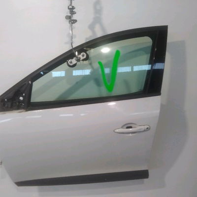 Porte avant gauche Renault MEGANE III Grandtour (KZ0-1) 1.5 dci (kz09, kz0d, kz1g, kz29, kz14, kz1w, kz10, kz1f,... (2009) 5 portes