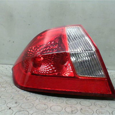 Feu arrière droit Hyundai GETZ (TB) 1.1 (2002-2005) 5 portes