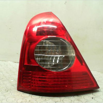 Feu arrière gauche Renault CLIO II (BB_, CB_) 1.2 16v (bb05, bb0w, bb11, bb27, bb2t, bb2u, bb2v, cb05,... (2001-2016) 3 portes
