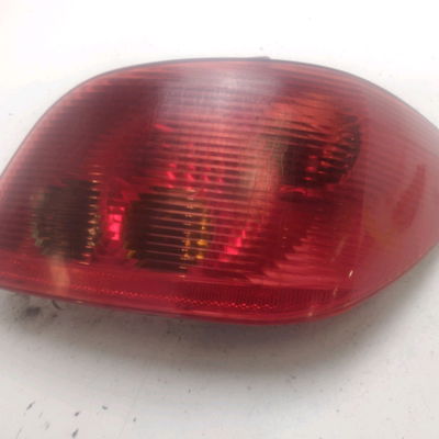 Feu arrière droit Peugeot 307 (3A-C) 2.0 hdi 90 (2000-2007) 5 portes