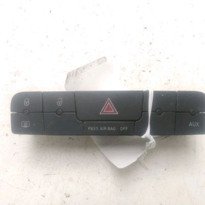 Bouton de warning Seat IBIZA IV (6J5, 6P1) 1.9 tdi (2008-2010)