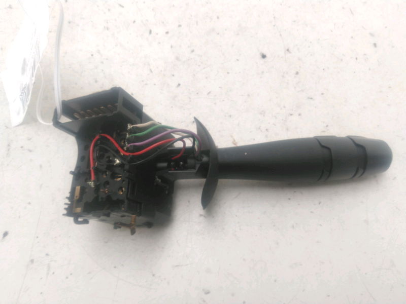 Commande clignotant Renault TWINGO II (CN0_) 1.2 16v (cn04, cn0a, cn0b) (2007-2014) 3 portes