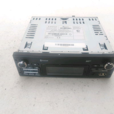 Autoradio Renault TWINGO II (CN0_) 1.2 16v (cn04, cn0a, cn0b) (2007-2014) 3 portes