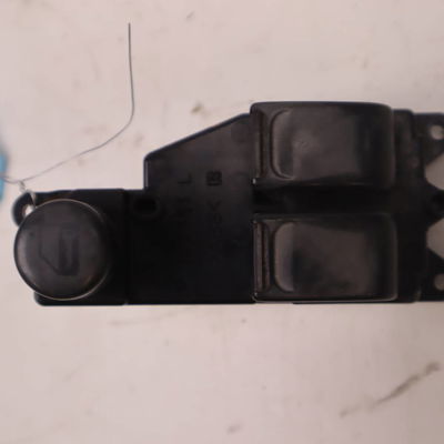 Commande lève-glace porte avant gauche Opel AGILA (A) (H00) 1.2 16v (f68) (2000-2007)