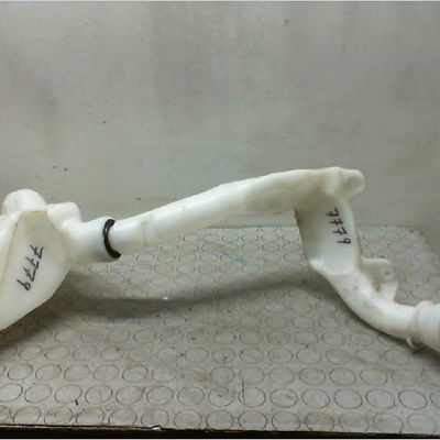 Reservoir lave-glace avant Peugeot 208 I (CA_, CC_) 1.2 thp 110 (2013)