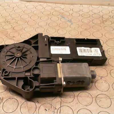 Moteur leve-vitre avg Renault KANGOO Express (FC0-1_) D 65 1.9 (fc0e, fc02, fc0j, fc0n) (1997) 4 portes