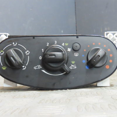 Commande de chauffage Dacia LOGAN MCV (KS_) 1.6 16v hi-flex (2009)