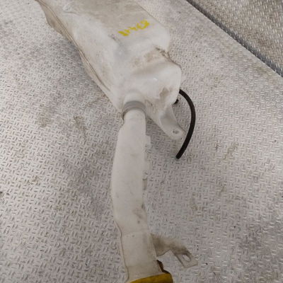 Reservoir lave-glace avant Renault CLIO III (BR0-1, CR0-1) 1.5 dci (2010-2014) 5 portes