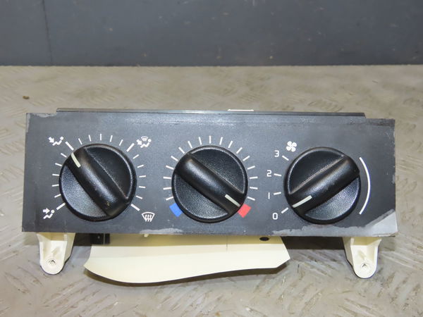 Commande de chauffage Renault CLIO I (B-C57_, 5-357_) 1.4 (b57j, c57j, b57p) (1991-1998)