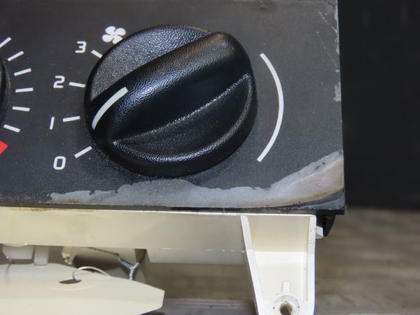 Commande de chauffage Renault CLIO I (B-C57_, 5-357_) 1.4 (b57j, c57j, b57p) (1991-1998)