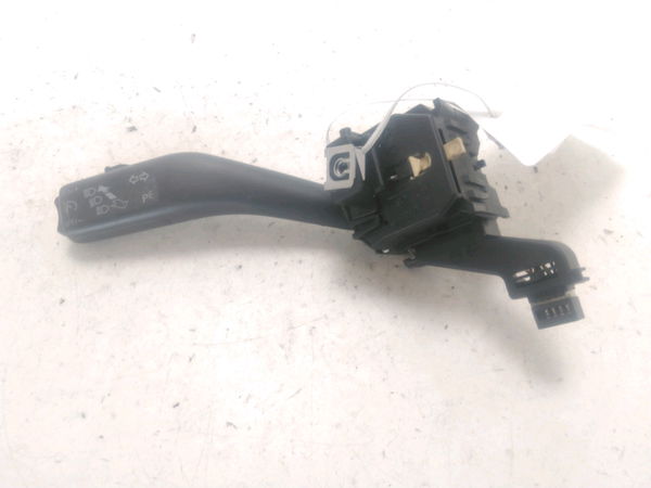 Commande clignotant Volkswagen TOURAN (1T1, 1T2) 1.9 tdi (2003-2004) 5 portes