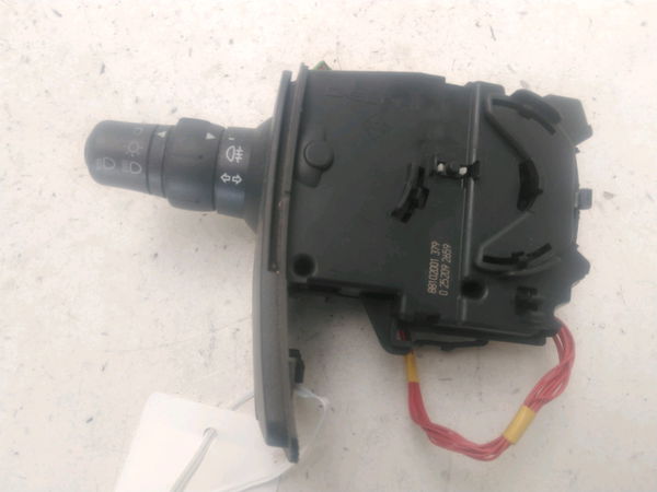 Commande clignotant Renault CLIO III (BR0-1, CR0-1) 1.5 dci (c-br0g, c-br1g) (2005-2012) 5 portes