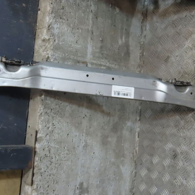 Traverse supérieure armature avant Peugeot 406 Coupé (8C) 2.2 hdi (2000-2004) 2 portes