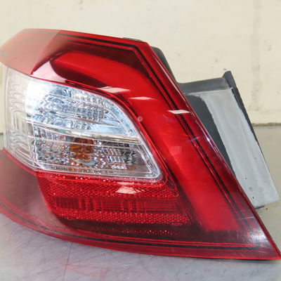 Feu arrière gauche Peugeot 308 II (LB_, LP_, LW_, LH_, L3_) 1.2 thp 110 (2013-2021)