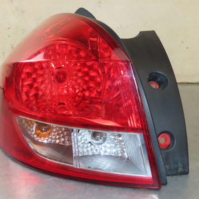Feu arrière gauche Renault CLIO III Grandtour (KR0-1_) 1.5 dci (kr0f) (2007-2012) 5 portes