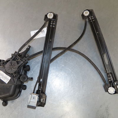 Mecanisme  moteur lève-glace avant droit Seat IBIZA IV ST (6J8, 6P8) 1.2 tsi (2010-2015)