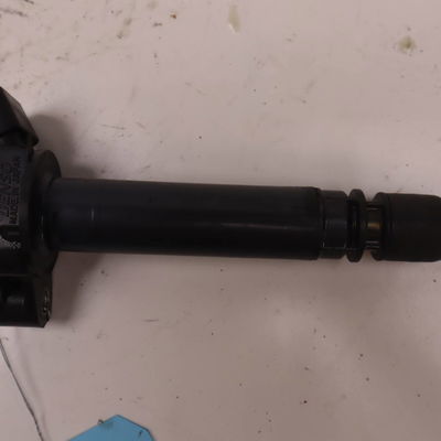 Bobine 4 Toyota YARIS (_P13_) 1.3 (nsp130_) (2011)