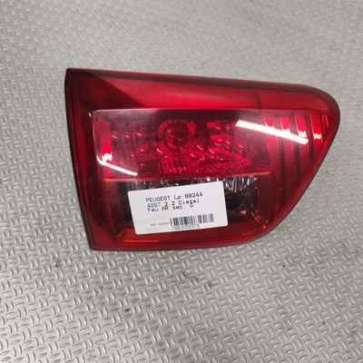 Feu arrière interieur gauche Peugeot 4007 (VU_, VV_) 2.2 hdi (2007-2013)