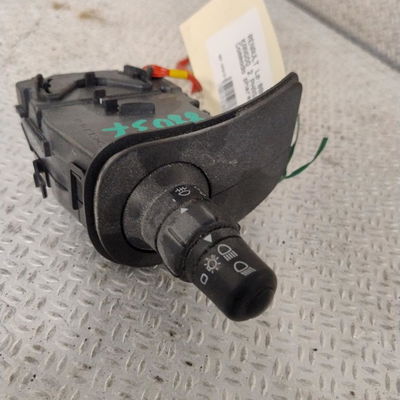 Commande clignotant Renault KANGOO Express (FW0-1_) 1.5 dci 75 (fw07, fw10, fw04) (2010) 4 portes