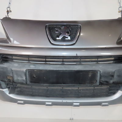 Pare-choc avant Peugeot PARTNER TEPEE 1.6 hdi 16v (2008) 5 portes