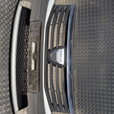 Pare-choc avant Dacia SANDERO 1.5 dci (2010)