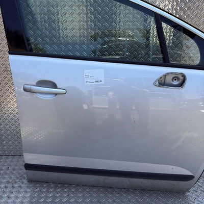 Porte avant droite Peugeot 3008 Monospace (0U_) 1.6 hdi (2009-2016) 5 portes