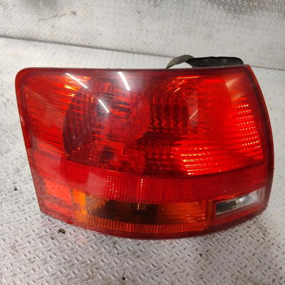 Feu arrière gauche Audi A4 B7 Avant (8ED) 2.0 tdi (2004-2008)
