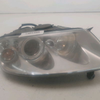 Phare droit Volkswagen TOUAREG (7LA, 7L6, 7L7) 3.0 v6 tdi (2004-2010)