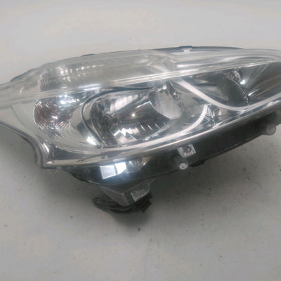 Phare droit Peugeot 208 I (CA_, CC_) 1.6 hdi (2012) 5 portes