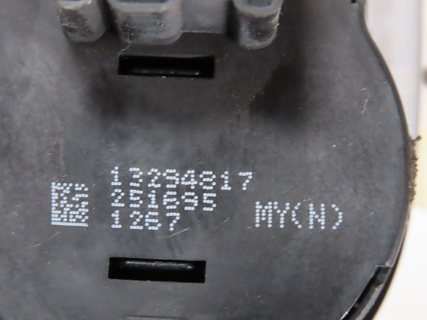 Interrupteur commande de phares Opel MERIVA B Monospace (S10) 1.7 cdti (75) (2010-2017)