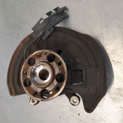 Fusee avg Mercedes-benz CLASSE A (W176) A 160 (176.041) (2015-2018)