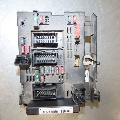 Bsm (boitier servitude moteur) Peugeot 206 3-5 portes (2A-C) 2.0 hdi 90 (1999-2009) 5 portes