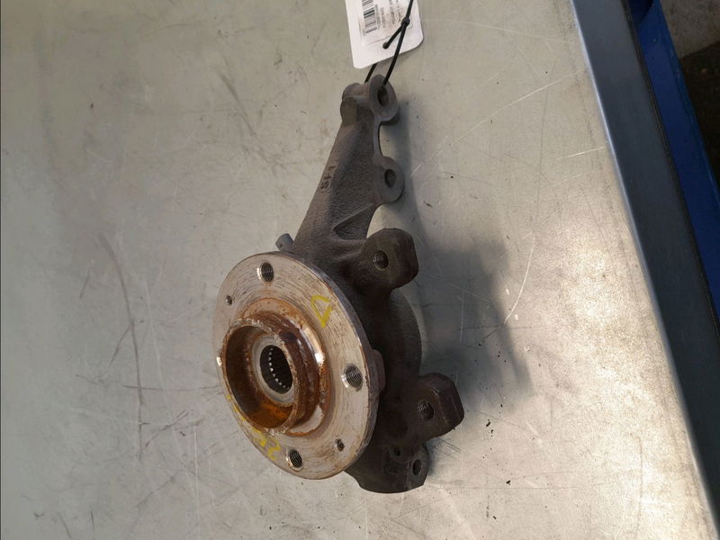 Fusee avd Peugeot 208 II (UB_, UP_, UW_, UJ_) 1.2 puretech 100 (2019) 5 portes