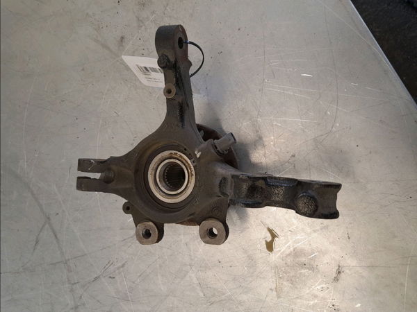 Fusee avg Peugeot 208 II (UB_, UP_, UW_, UJ_) 1.2 puretech 100 (2019) 5 portes